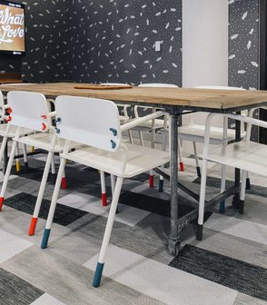 Office Startup WeWork's office features creative floors by Bolon